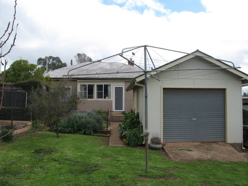 1 Howard Street, Parkes NSW 2870