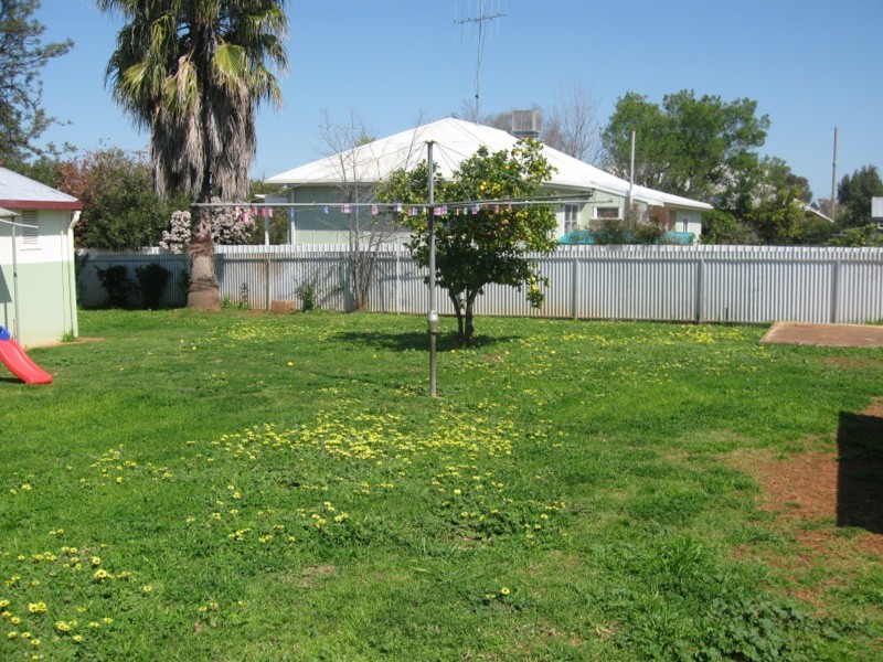 36  Mitchell Street, Parkes NSW 2870