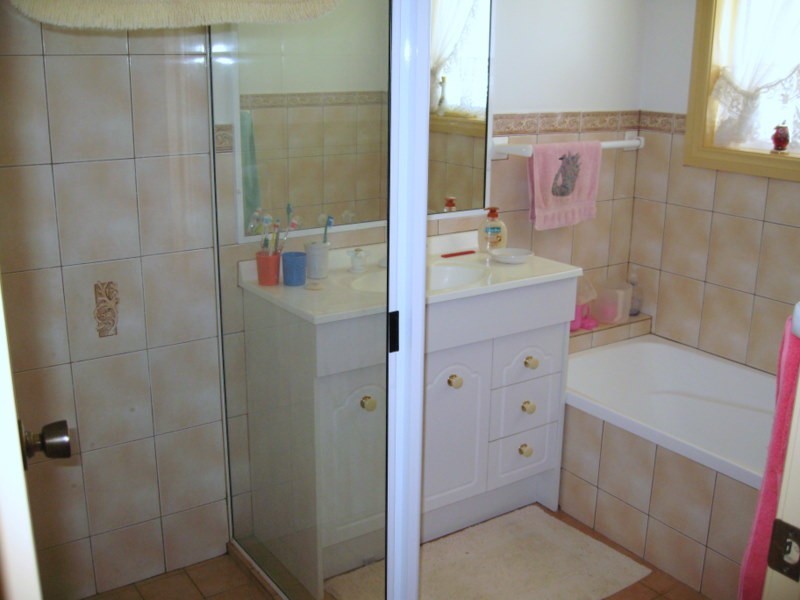 21  Blaxland Street, Parkes NSW 2870