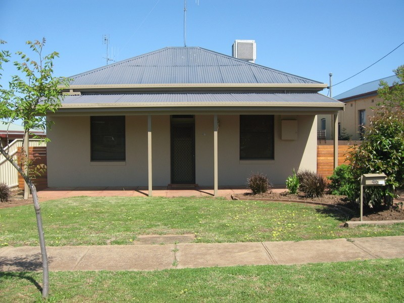 46 Hill Street, Parkes NSW 2870