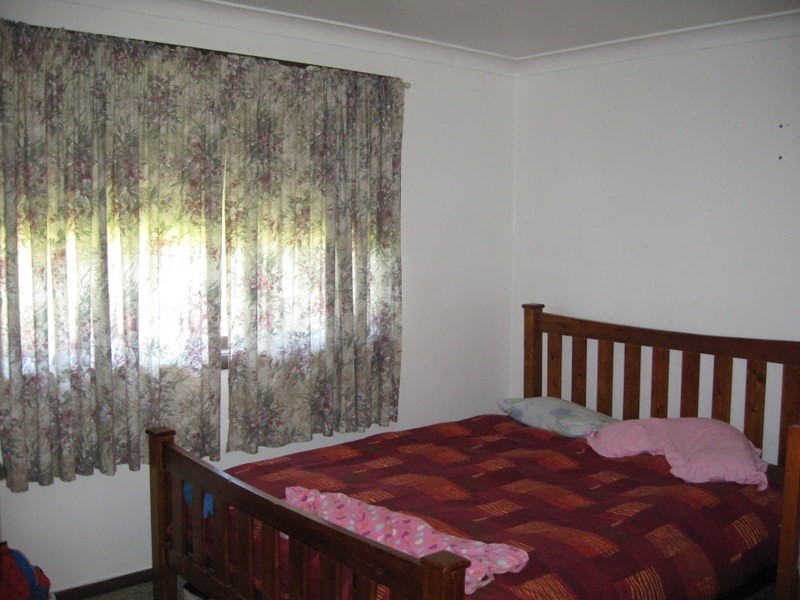 12 Lawson Street, Parkes NSW 2870