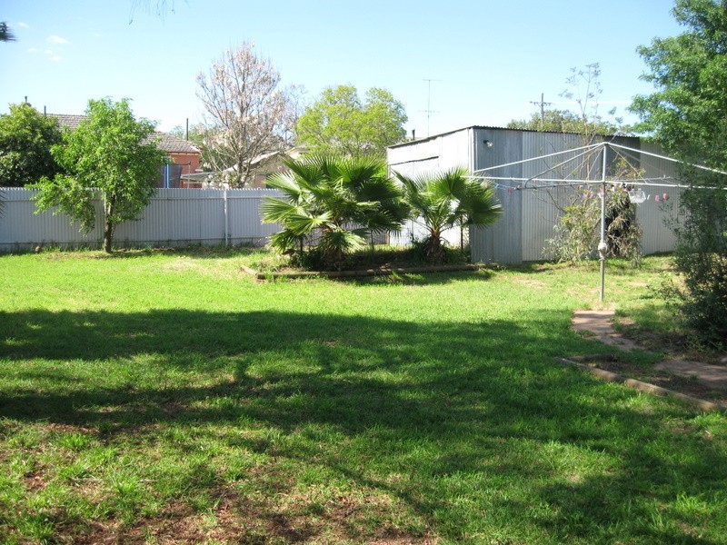 4 Oswin Street, Parkes NSW 2870