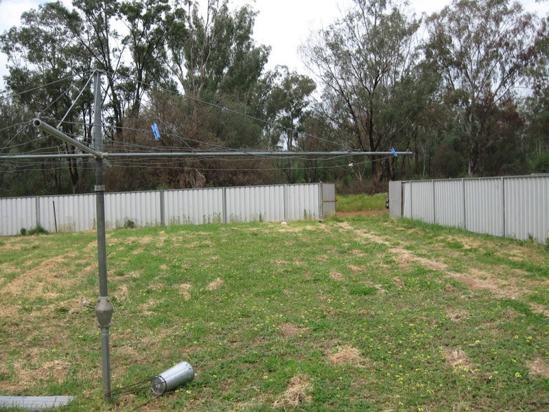 9 Caswell Street, Peak Hill NSW 2869