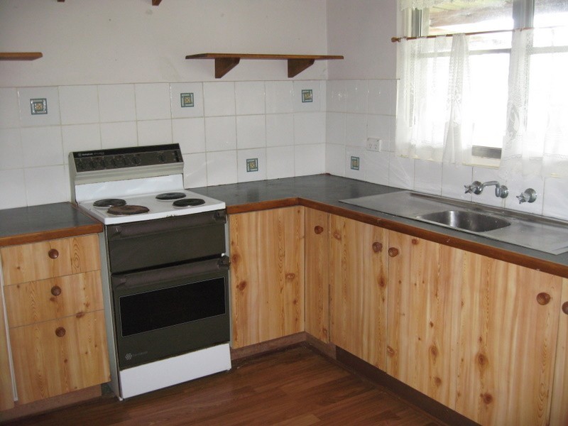 11 Cooke Street, Parkes NSW 2870