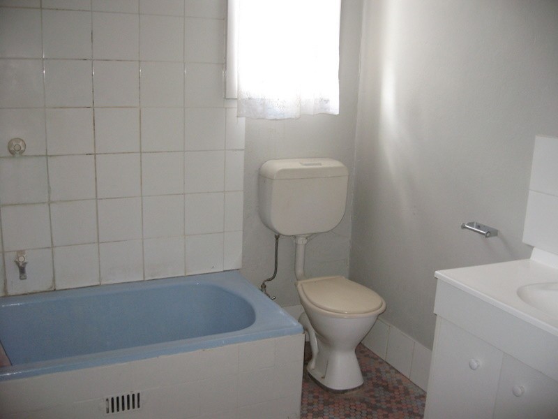 11 Cooke Street, Parkes NSW 2870