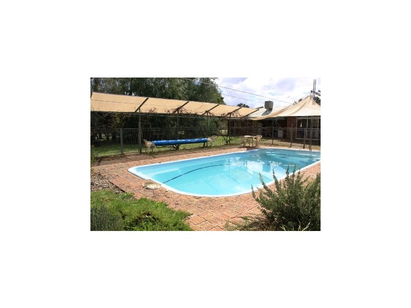 17 Kelly Road, Parkes NSW 2870