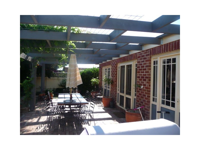8 Elizabeth Street, Parkes NSW 2870