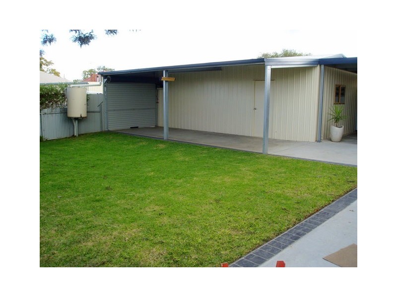 7 Rose Street, Parkes NSW 2870