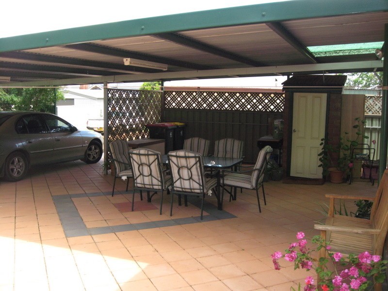 11a Close Street, Parkes NSW 2870