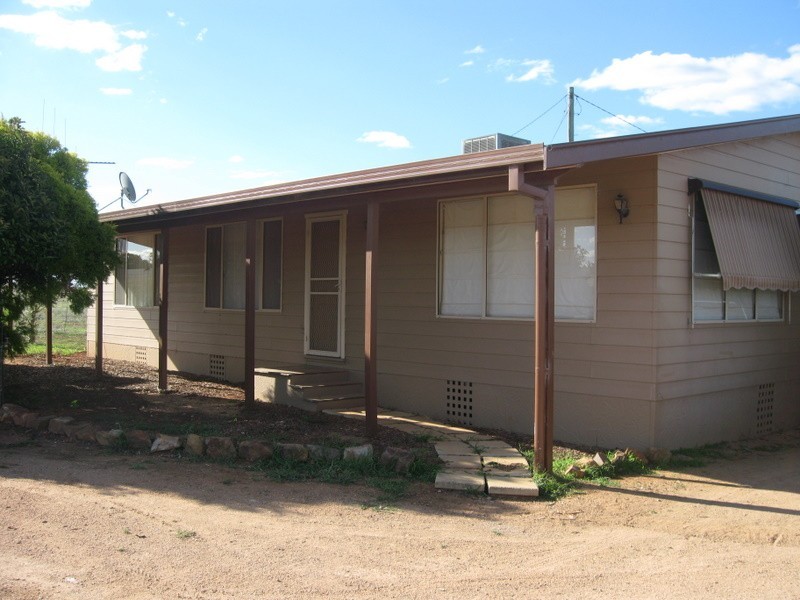 Lot 4 Ballerdee Lane, Parkes NSW 2870