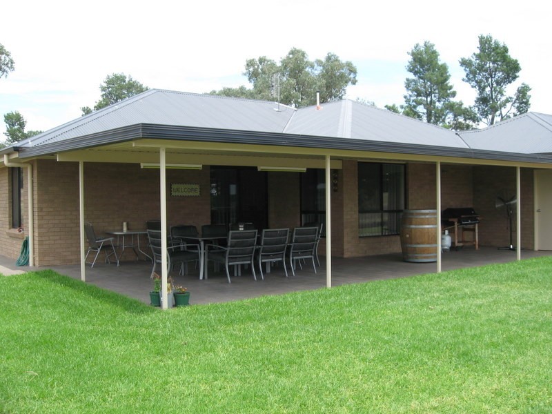 96 Nanardine Lane, Parkes NSW 2870