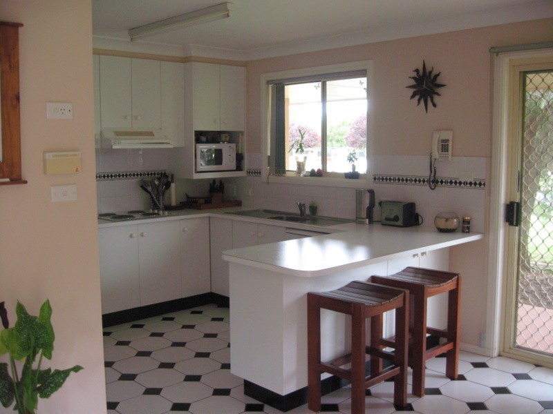 8 Golden Bar Drive, Parkes NSW 2870