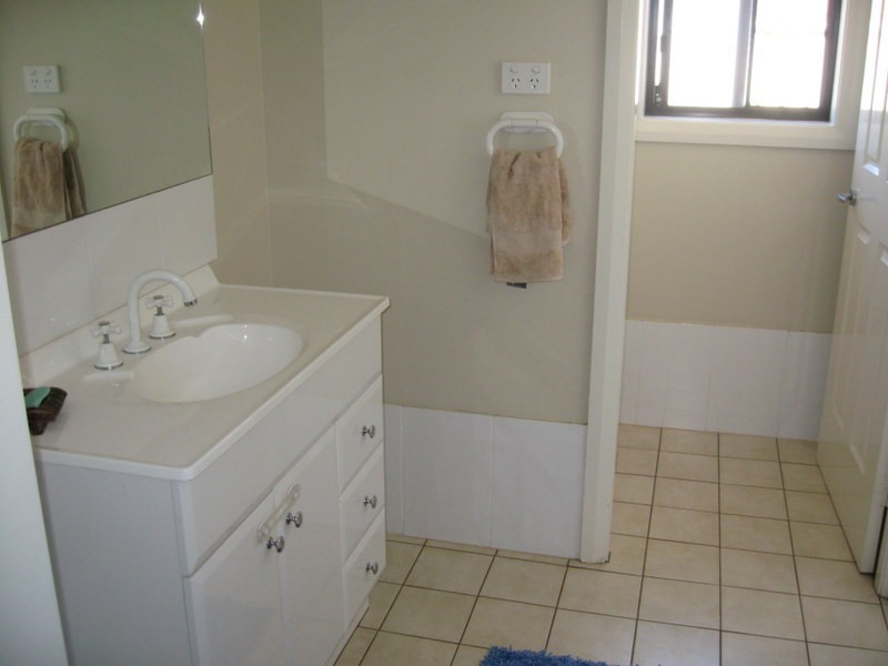 30 Blaxland Street, Parkes NSW 2870