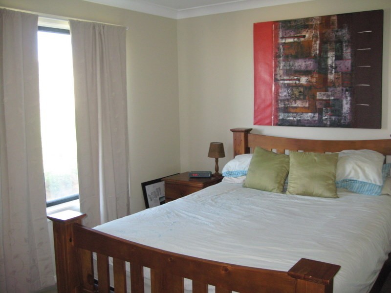 30 Blaxland Street, Parkes NSW 2870