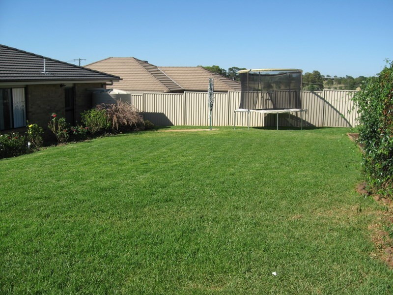 30 Blaxland Street, Parkes NSW 2870