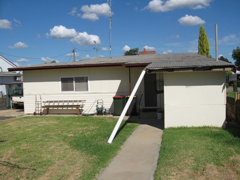 22 Pearce Street, Parkes NSW 2870