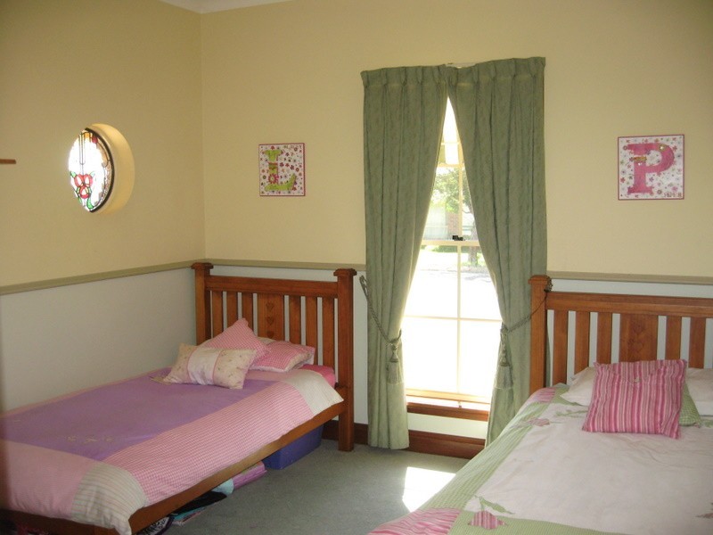 1 Barton Street, Parkes NSW 2870