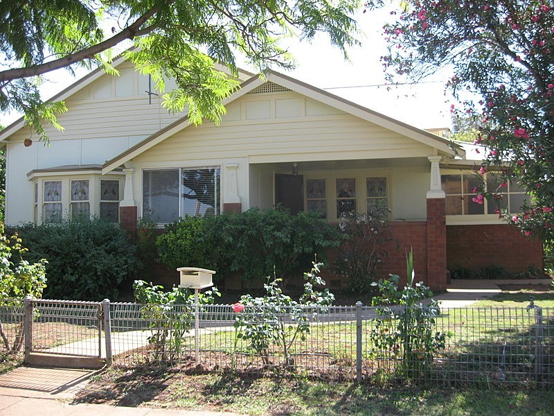 54B Mitchell Street, Parkes NSW 2870