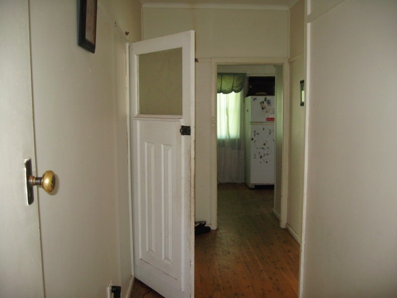 63 Boori Street, Peak Hill NSW 2869