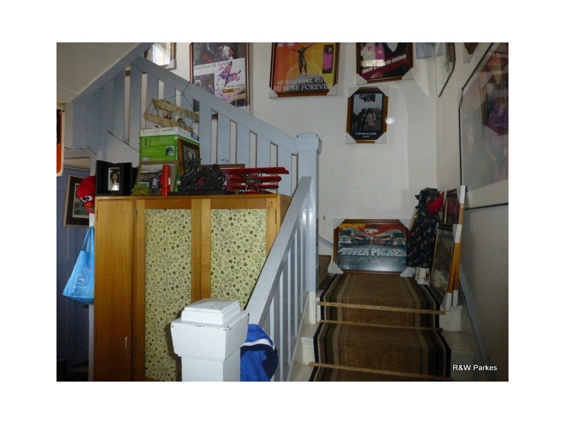 108 Caswell Street, Peak Hill NSW 2869