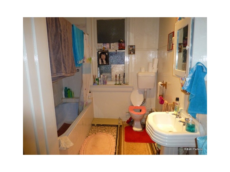 108 Caswell Street, Peak Hill NSW 2869
