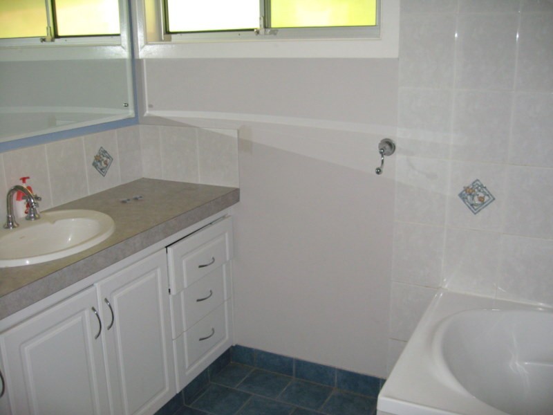 24 Junction Street, Parkes NSW 2870