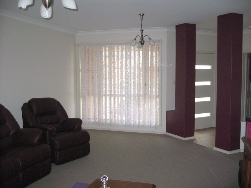 4 Clancy Place, Parkes NSW 2870