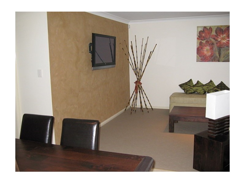 39 Glenburnie Close, Parkes NSW 2870