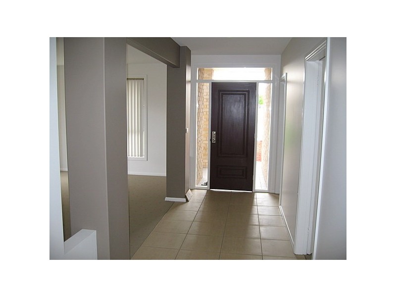 33 Noonan Street, Parkes NSW 2870
