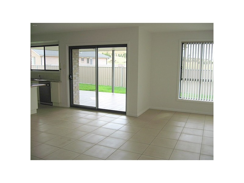 33 Noonan Street, Parkes NSW 2870