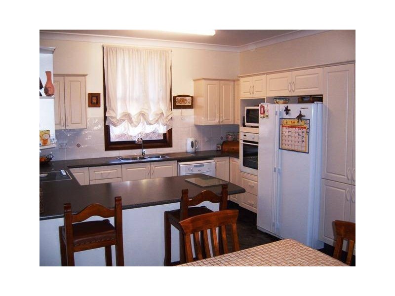 19 Mitchell Street, Parkes NSW 2870