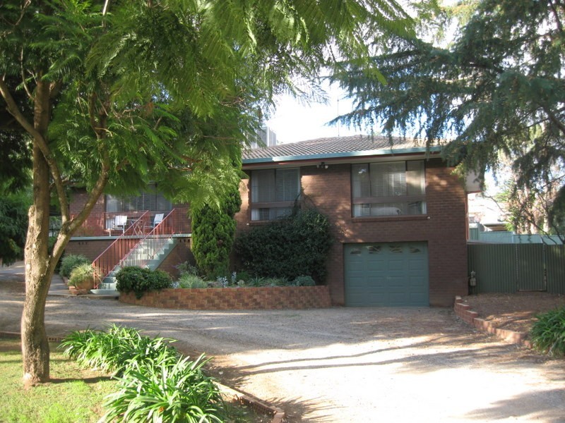 23 Albert Street, Parkes NSW 2870