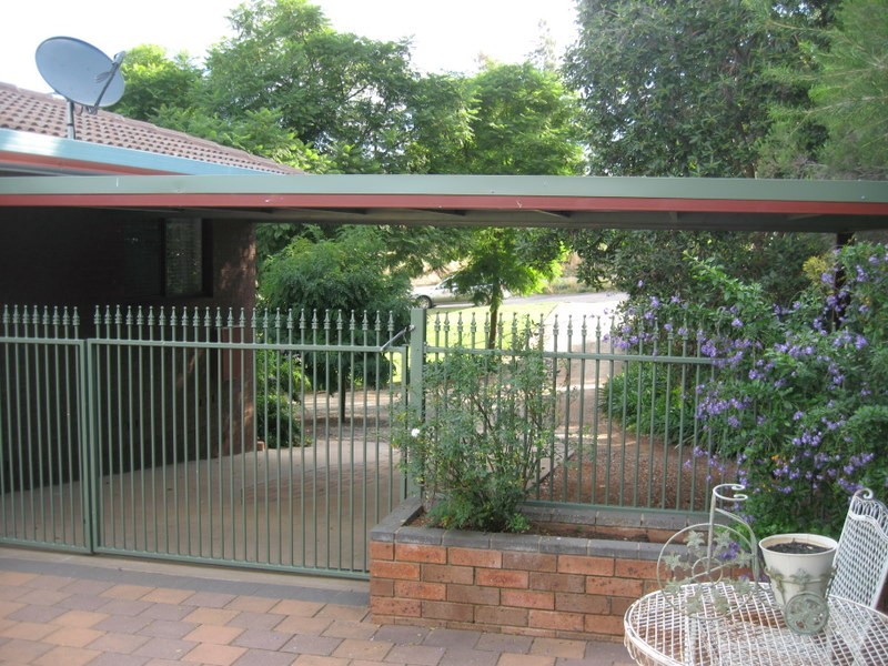 23 Albert Street, Parkes NSW 2870