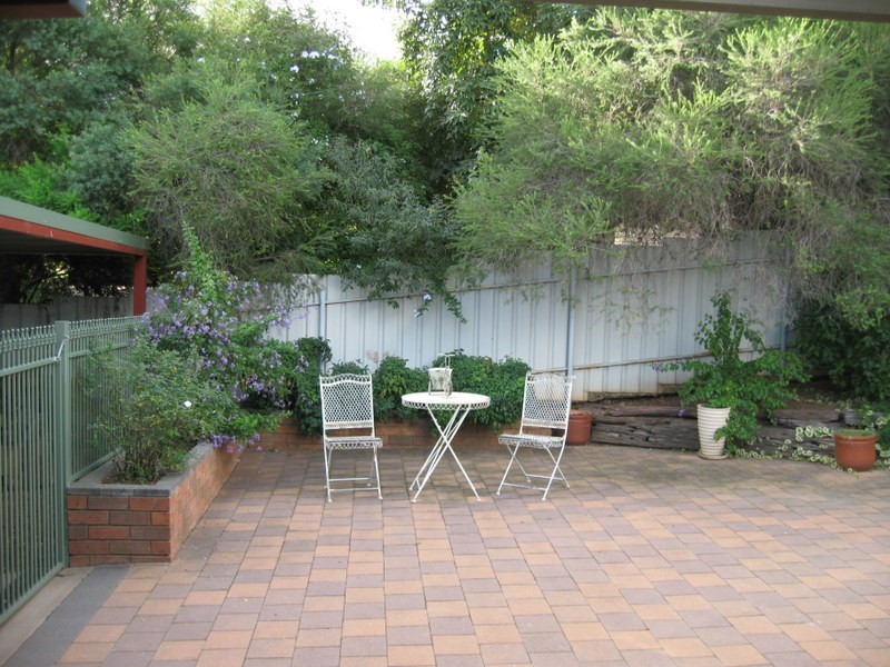 23 Albert Street, Parkes NSW 2870
