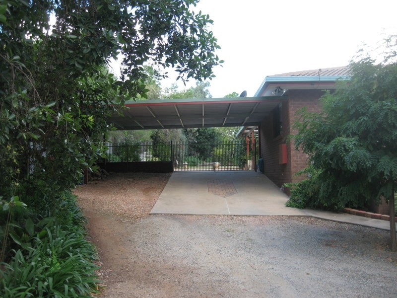 23 Albert Street, Parkes NSW 2870