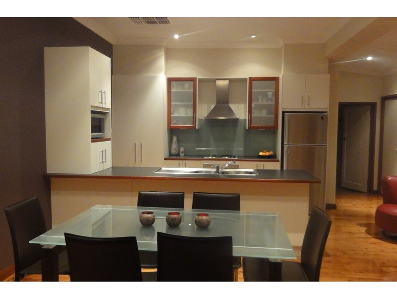 16 High Street, Parkes NSW 2870
