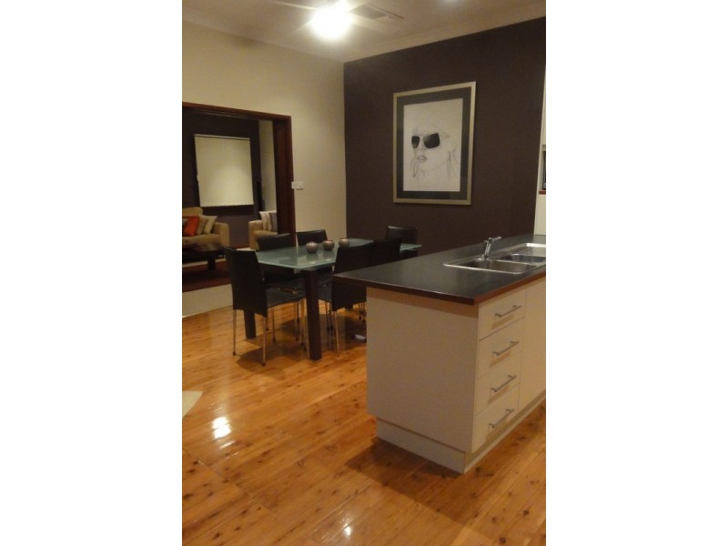 16 High Street, Parkes NSW 2870