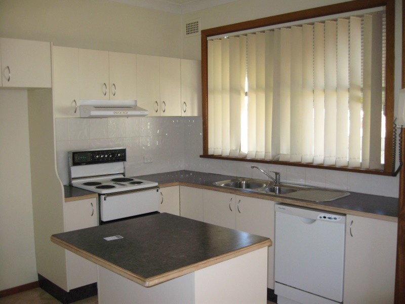 53 Dalton Street, Parkes NSW 2870