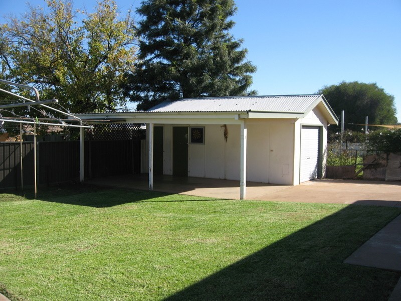 53 Dalton Street, Parkes NSW 2870