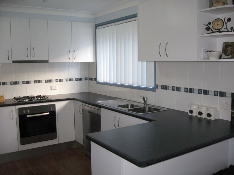 7 Bowditch Crescent, Parkes NSW 2870