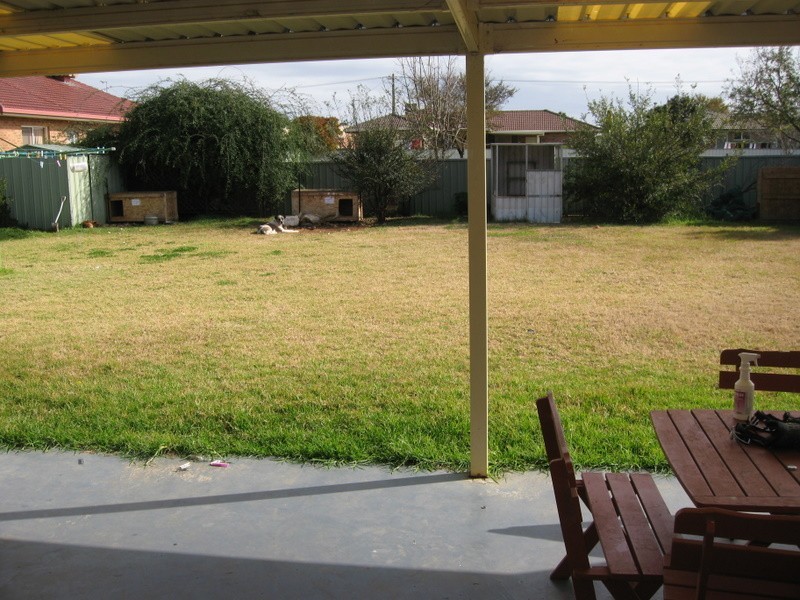 13 Ebelina Crescent, Parkes NSW 2870