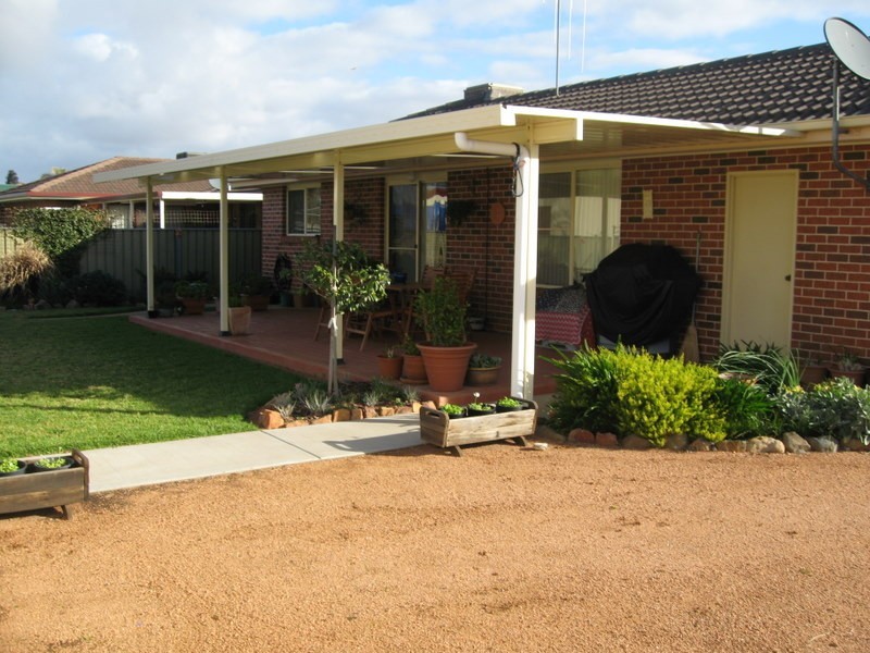 31 Danilenko Street, Parkes NSW 2870