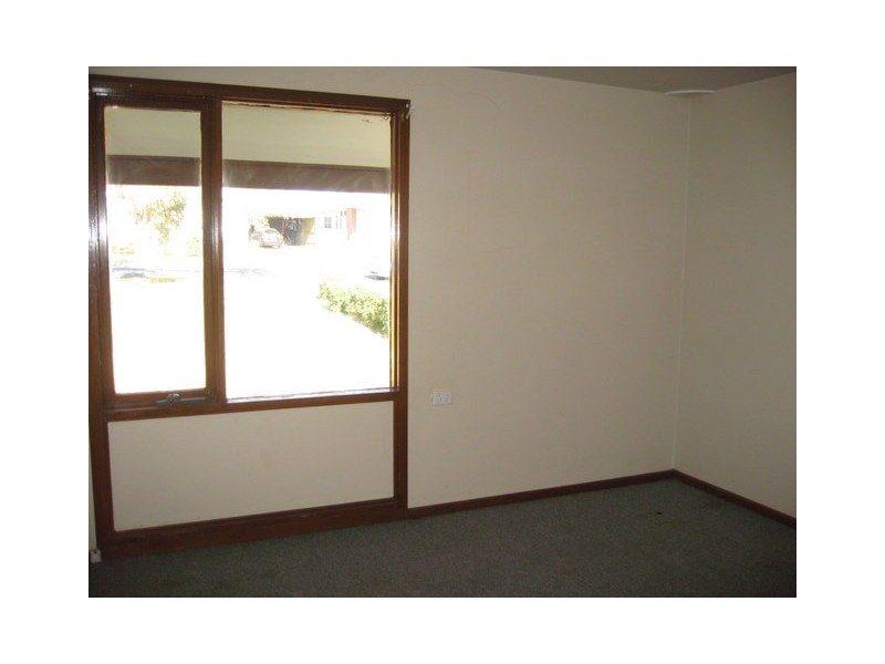 14 Callaghan Street, Parkes NSW 2870