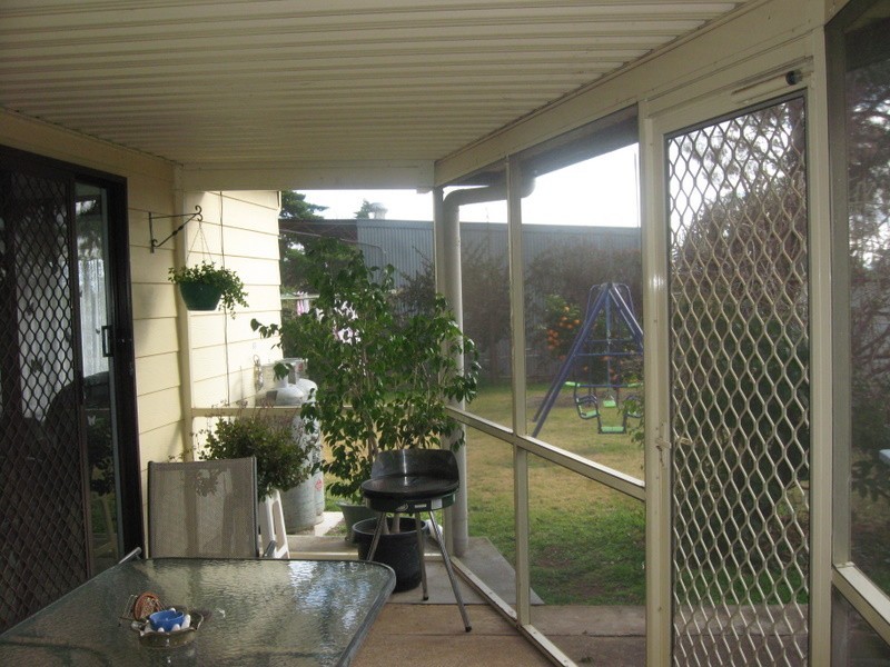 28 Mingelo Street, Peak Hill NSW 2869