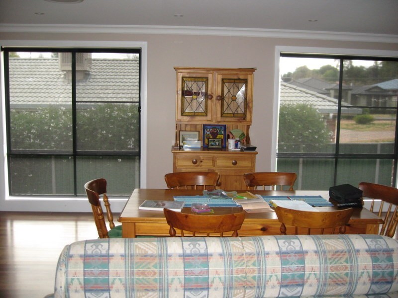 6 Hazelbank Avenue, Parkes NSW 2870