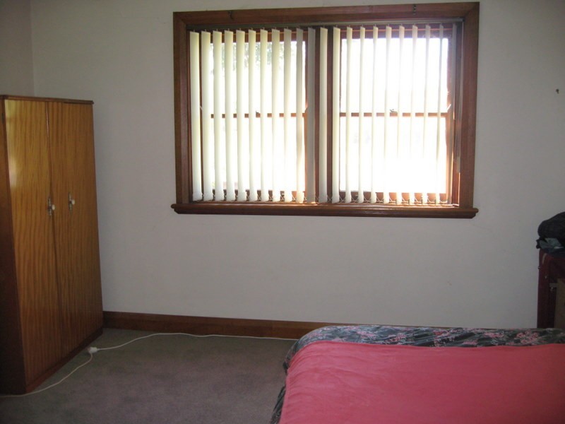 2 Phillips Street, Parkes NSW 2870