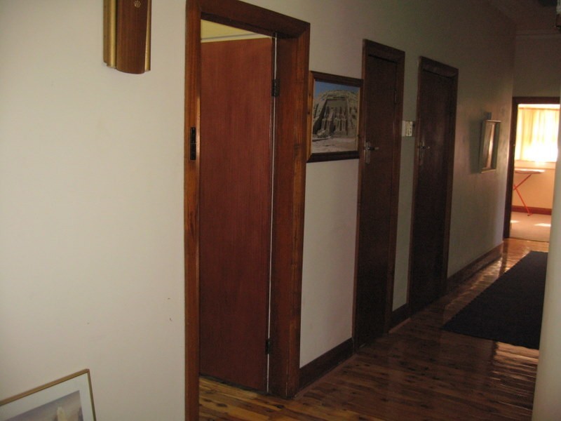 2 Phillips Street, Parkes NSW 2870