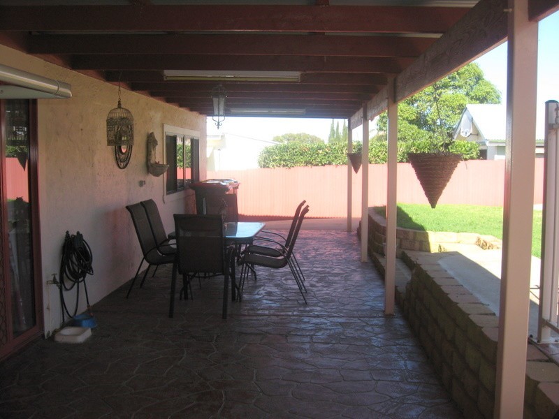 12  Hume Street, Parkes NSW 2870