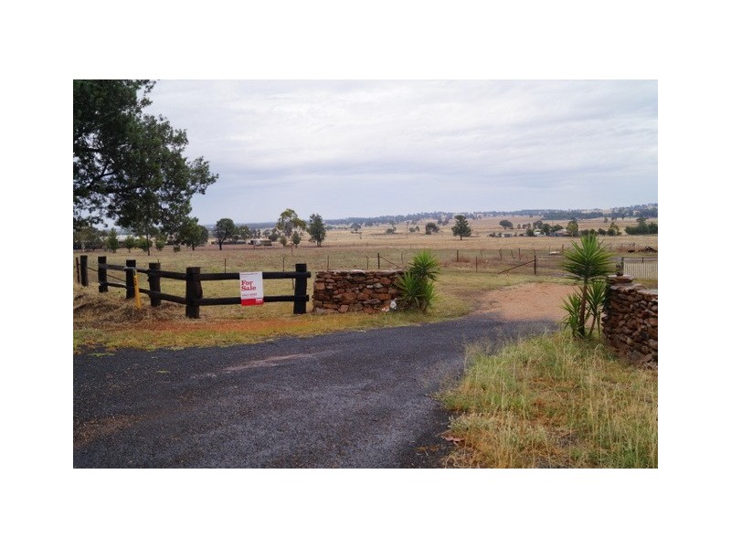 140 Cons Lane, Parkes NSW 2870