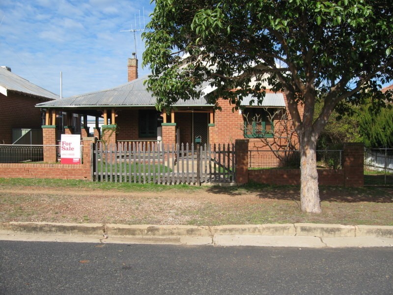 15 Cecile Street, Parkes NSW 2870